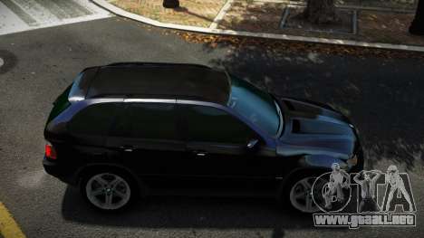 BMW X5 Cuqiz para GTA 4