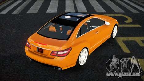 Mercedes-Benz E500 Tanur para GTA 4