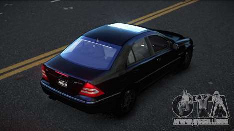 Mercedes-Benz C32 AMG Qogahik para GTA 4