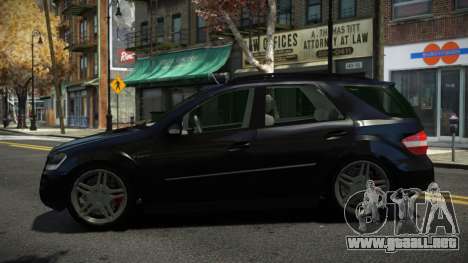 Mercedes-Benz ML63 AMG Kokahorip para GTA 4