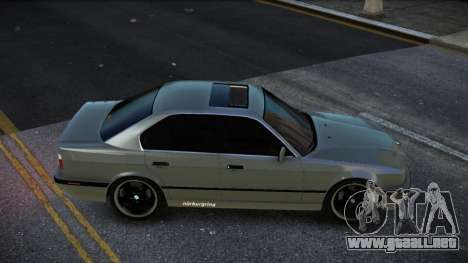 BMW M5 E34 Vuji para GTA 4