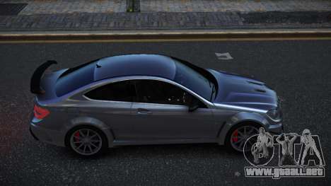 Mercedes-Benz C63 Jorrey para GTA 4
