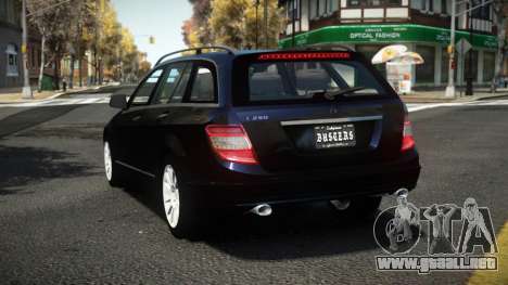 Mercedes-Benz C280 Layule para GTA 4