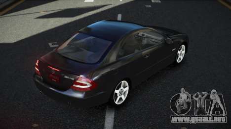 Mercedes-Benz CLK 63 AMG Kakux para GTA 4