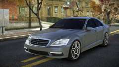 Mercedes-Benz S65 AMG Pobdabu