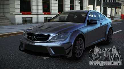 Mercedes-Benz C63 Jorrey para GTA 4
