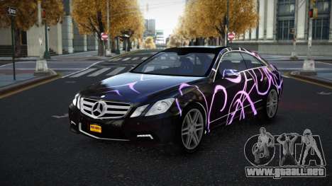 Mercedes-Benz E500 Mazorin S9 para GTA 4