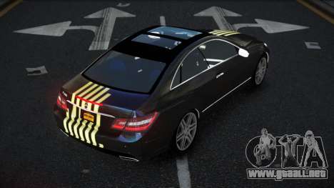 Mercedes-Benz E500 Mazorin S11 para GTA 4