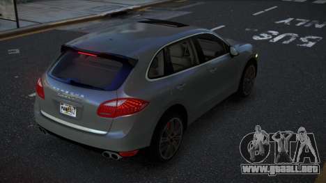 Porsche Cayenne Turbo Saluqexo para GTA 4