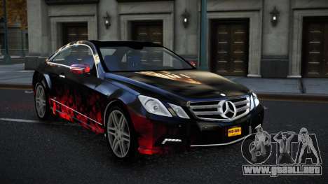 Mercedes-Benz E500 Mazorin S10 para GTA 4