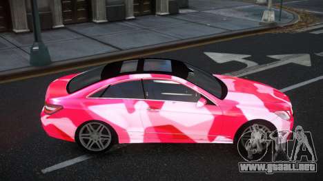 Mercedes-Benz E500 Mazorin S4 para GTA 4