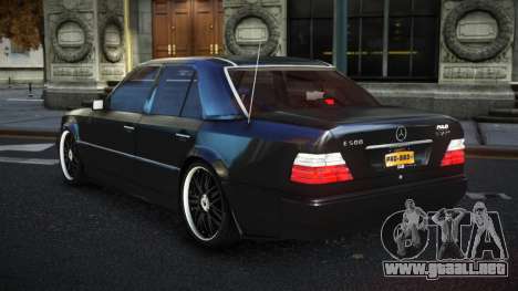 Mercedes-Benz E500 Jesetu para GTA 4
