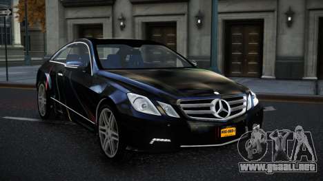 Mercedes-Benz E500 Mazorin S12 para GTA 4
