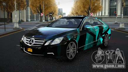 Mercedes-Benz E500 Mazorin S13 para GTA 4