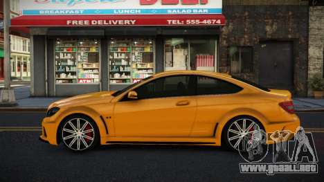 Mercedes-Benz C63 AMG Bona para GTA 4