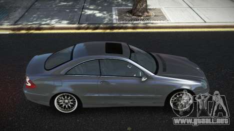 Mercedes-Benz CLK55 AMG Beuxa para GTA 4