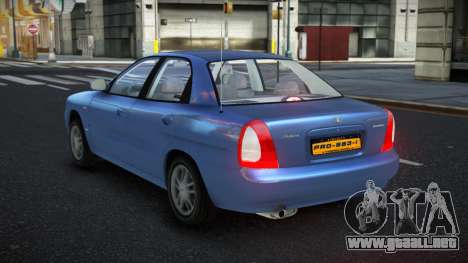 Daewoo Nubira Suctok para GTA 4