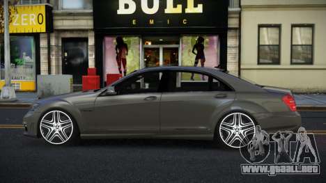 Mercedes-Benz S65 AMG Raqa para GTA 4