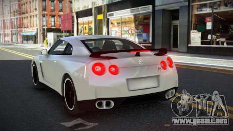 Nissan GT-R Sakucuyes para GTA 4