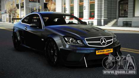 Mercedes-Benz C63 AMG Busosapud para GTA 4