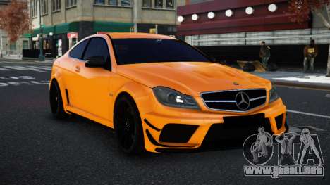 Mercedes-Benz C63 AMG Fabitolo para GTA 4