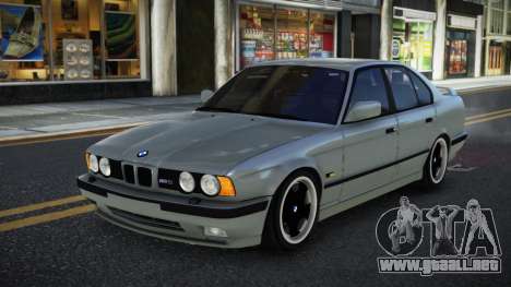 BMW M5 E34 Yarpa para GTA 4
