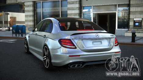 Mercedes-Benz E63 AMG Exif para GTA 4