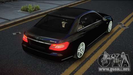 Mercedes-Benz E63 AMG Wuibe para GTA 4