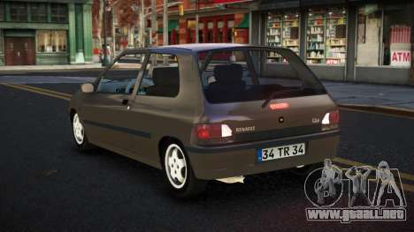 Renault Clio Robbahaqi para GTA 4