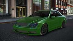 Mercedes-Benz CLK55 AMG Sujpaye para GTA 4