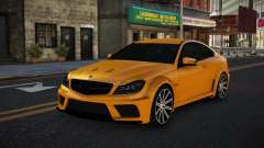 Mercedes-Benz C63 AMG Bona para GTA 4