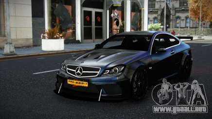 Mercedes-Benz C63 AMG Busosapud para GTA 4
