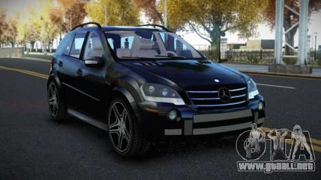 Mercedes-Benz ML63 AMG Baksixime para GTA 4
