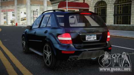 Mercedes-Benz ML63 AMG Baksixime para GTA 4