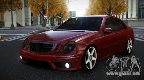 Mercedes-Benz E63 AMG Wokvoboh para GTA 4