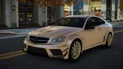 Mercedes-Benz C63 AMG Nomah para GTA 4