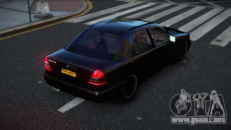 Mercedes-Benz C180 Qinxa para GTA 4