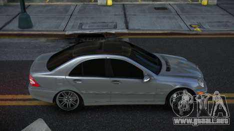 Mercedes-Benz C32 AMG Yufazaf para GTA 4