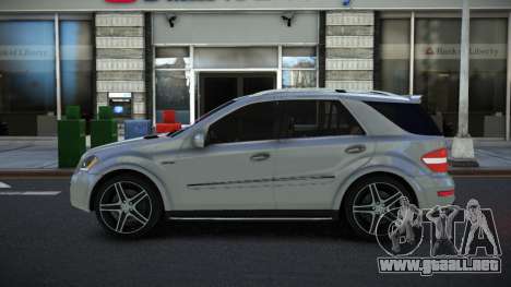 Mercedes-Benz ML63 AMG Denebuqah para GTA 4