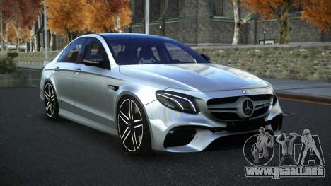 Mercedes-Benz E63 AMG Pipagoka para GTA 4