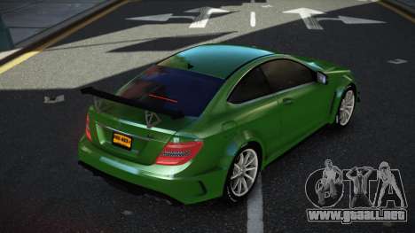 Mercedes-Benz C63 AMG Llydox para GTA 4