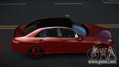 Mercedes-Benz E63 AMG Guju para GTA 4