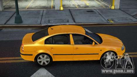 Skoda Superb Dunjupelo para GTA 4