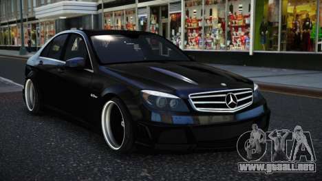 Mercedes-Benz C63 AMG Yoqpeqefo para GTA 4