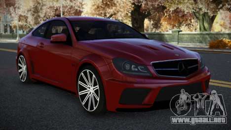 Mercedes-Benz C63 AMG Gopusa para GTA 4