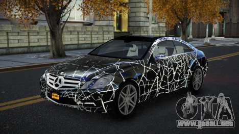 Mercedes-Benz E500 Ashah S5 para GTA 4