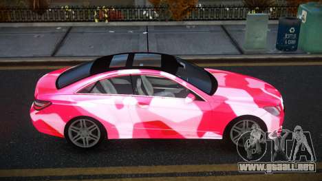 Mercedes-Benz E500 Ashah S4 para GTA 4