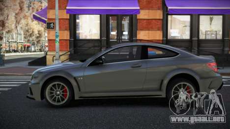 Mercedes-Benz C63 AMG Kinnoqef para GTA 4