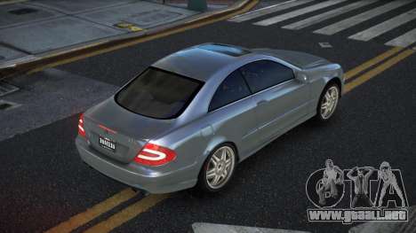 Mercedes-Benz CLK55 AMG Zijvi para GTA 4