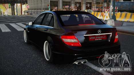 Mercedes-Benz C63 AMG Yoqpeqefo para GTA 4